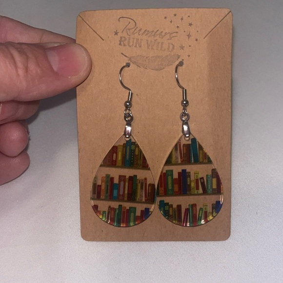 Jewelry - Bookshelf Earrings New in Package